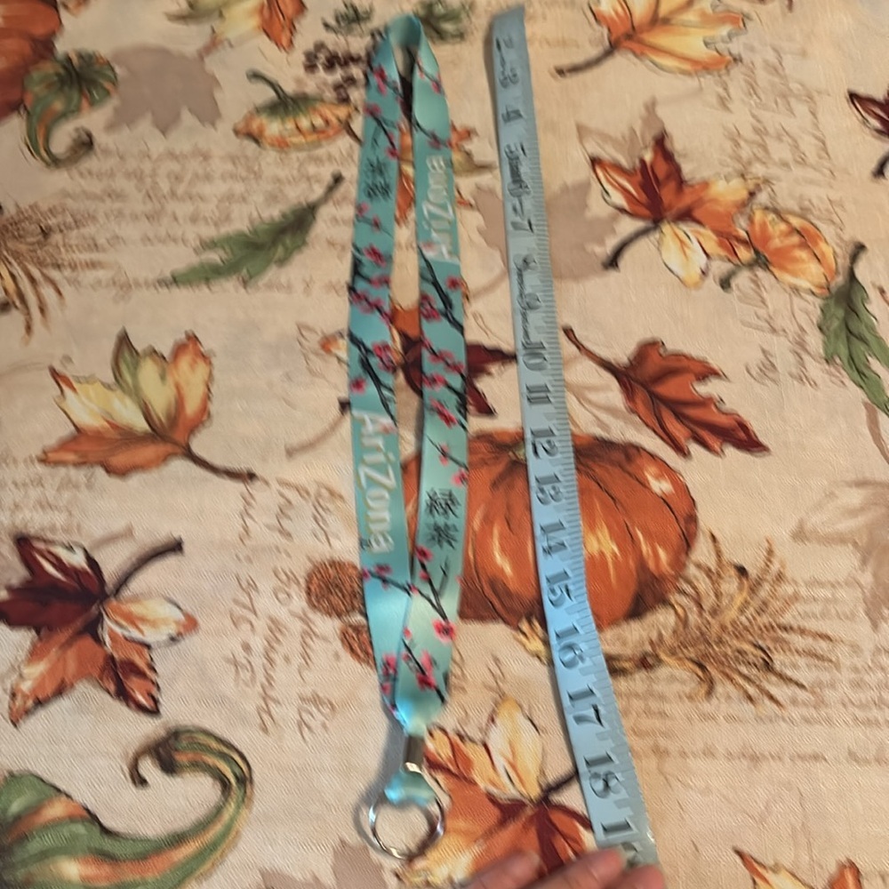 Blue Floral Women's Lanyard - Picture 3 of 3